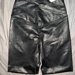 Aerie Black Leggings Sleek and Stylish